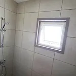 2br Beachside Escape, Short 7-min Walk To Shore Apartament
