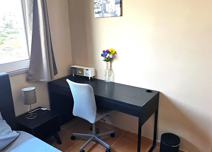 Charming 2br Classic Flat With Fast Wi-fi *