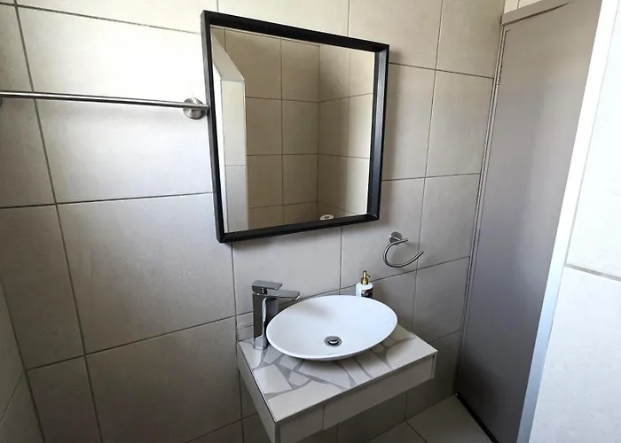 Charming 2br Classic Flat With Fast Wi-fi *