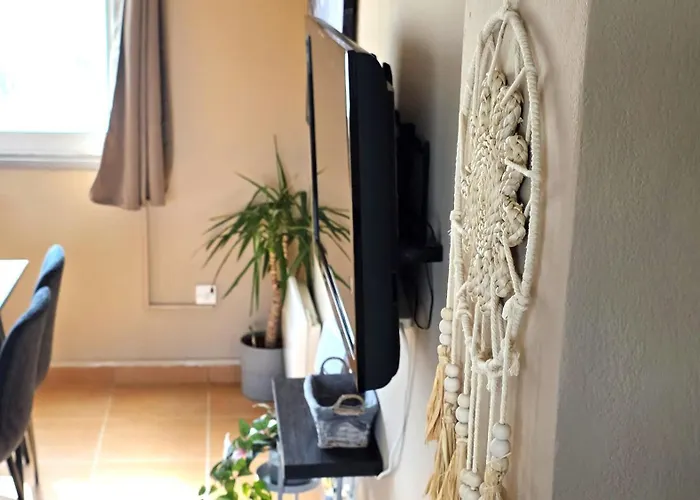 Charming 2br Classic Flat With Fast Wi-fi Apartamento